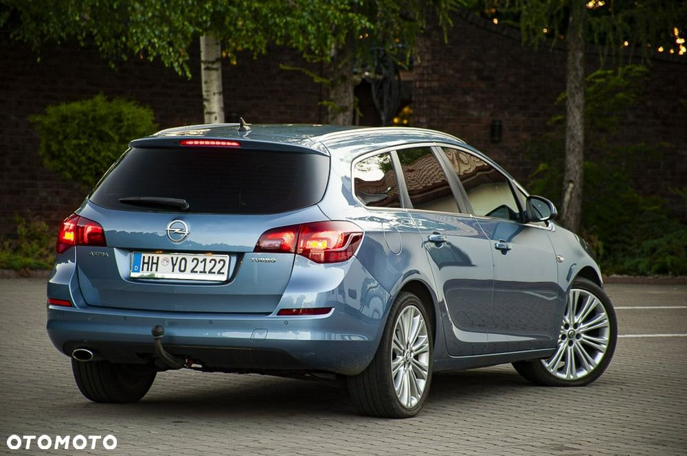Opel Astra - 16
