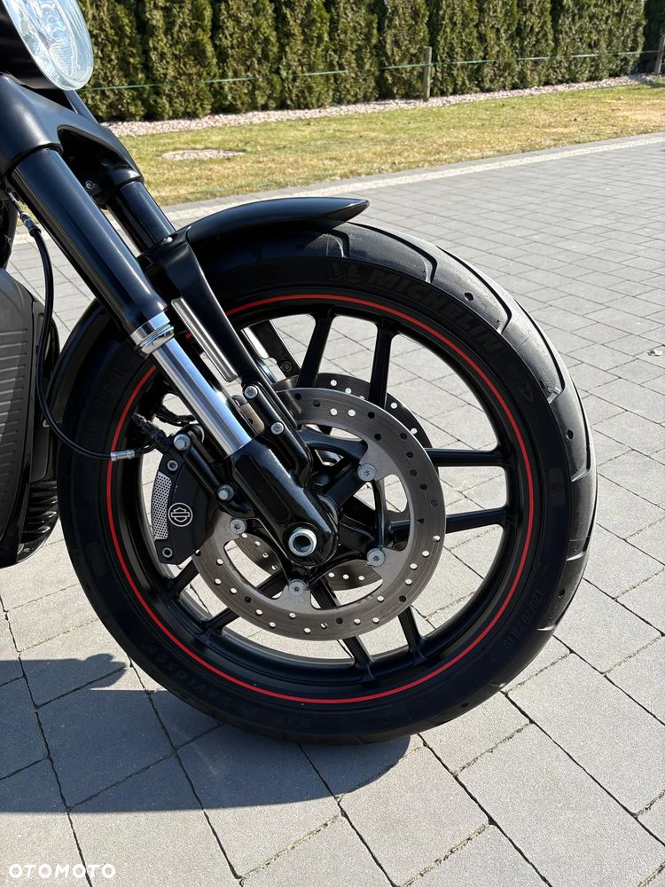 Harley-Davidson V-Rod Night Rod - 11