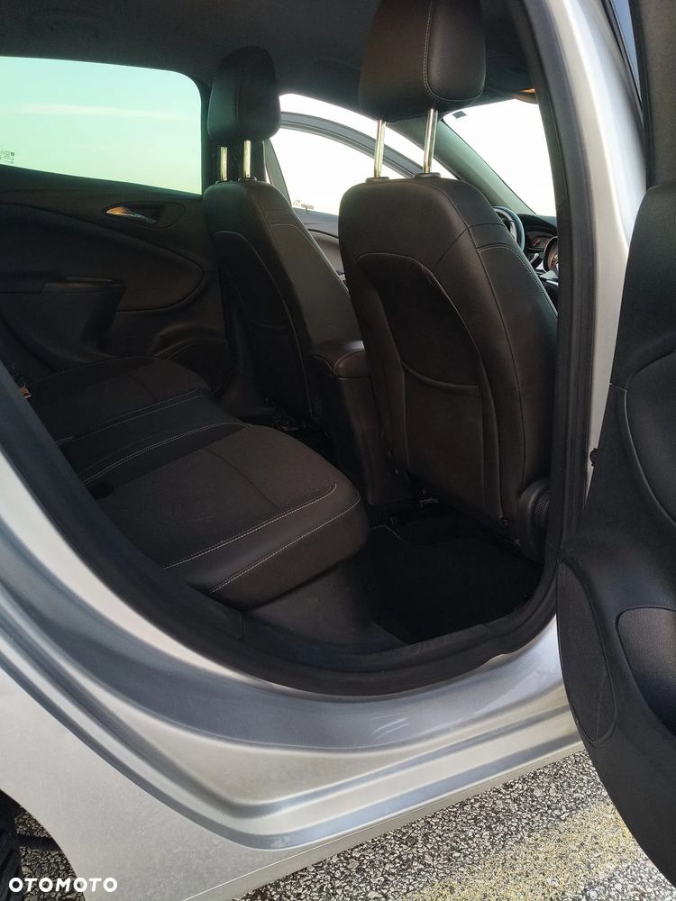 Opel Astra 1.6 CDTI Elite - 31