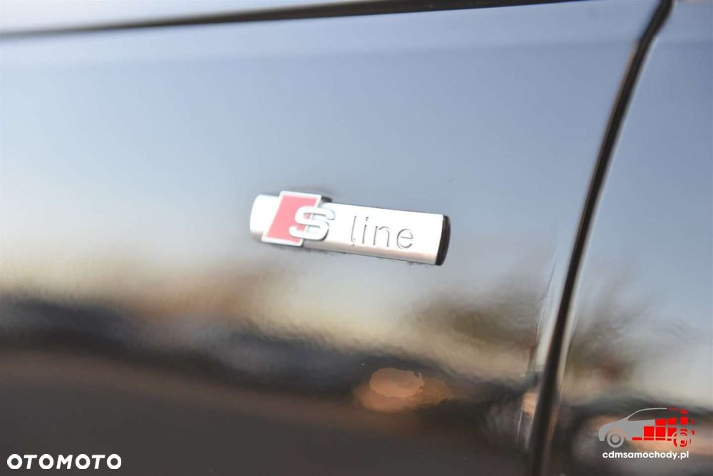 Audi A4 Avant 2.0 TFSI ultra S tronic sport - 30