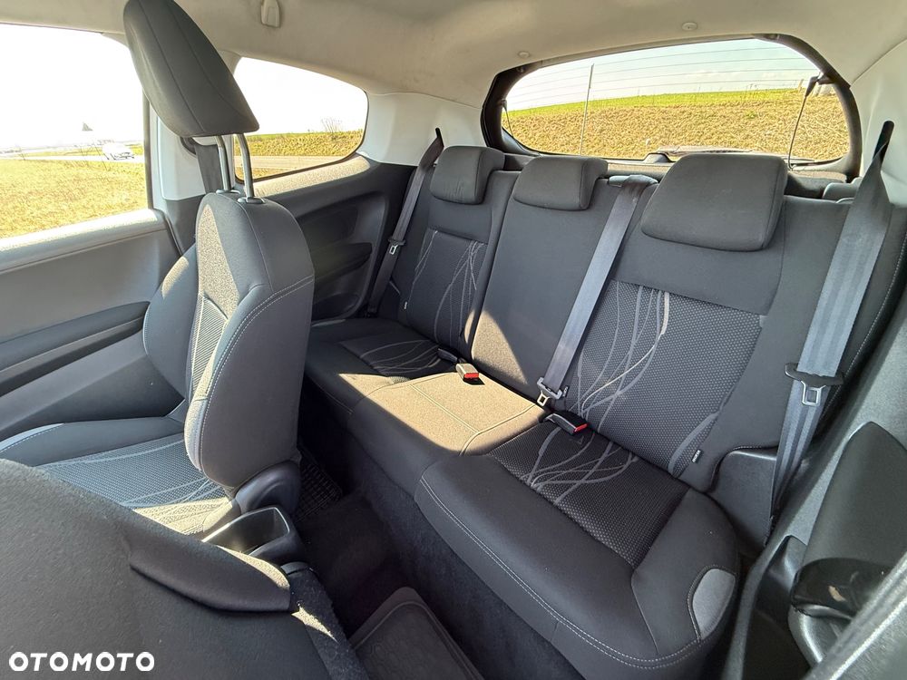 Peugeot 208 1.2 PureTech Active - 13