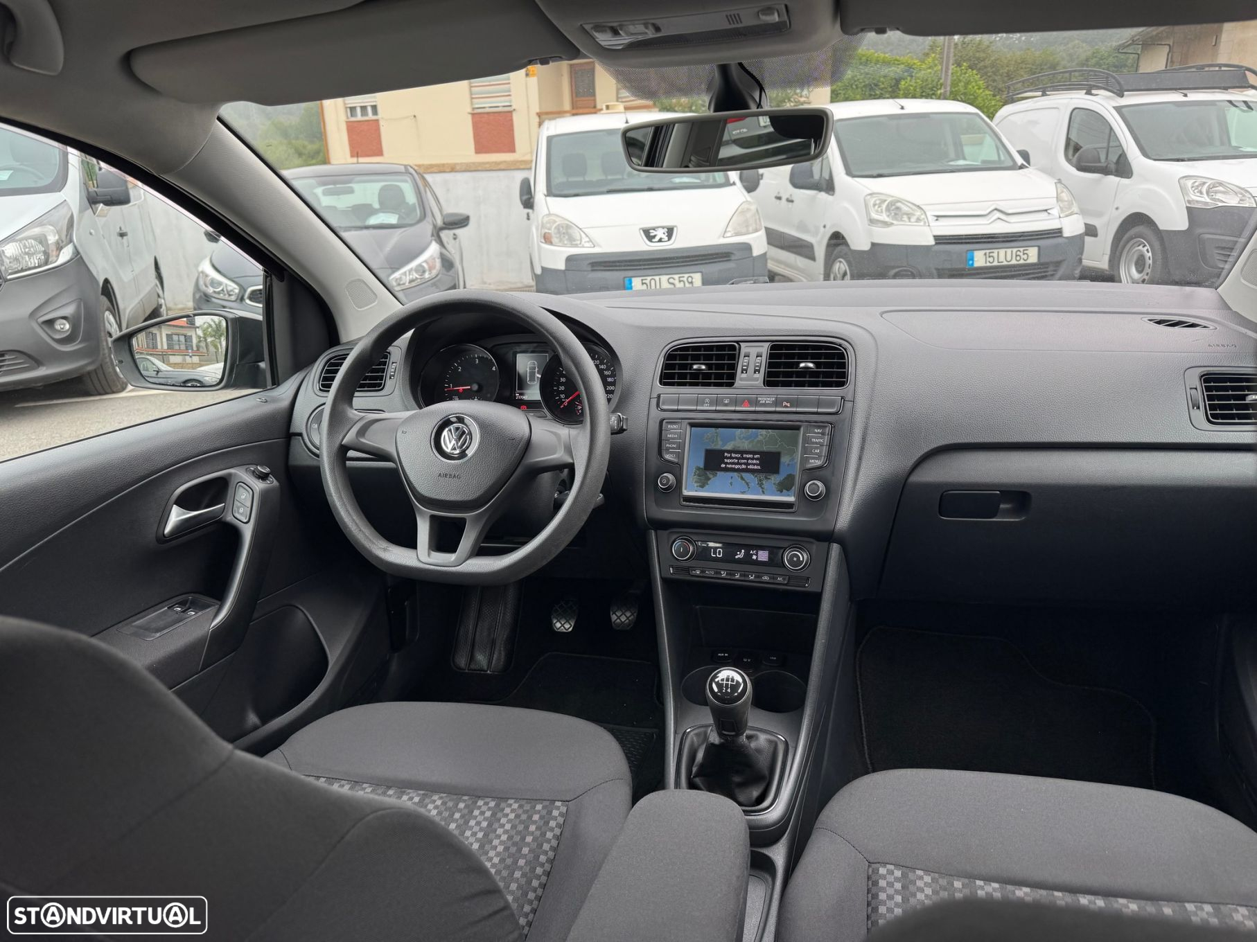 VW Polo 1.4 TDi Confortline Nav - 23