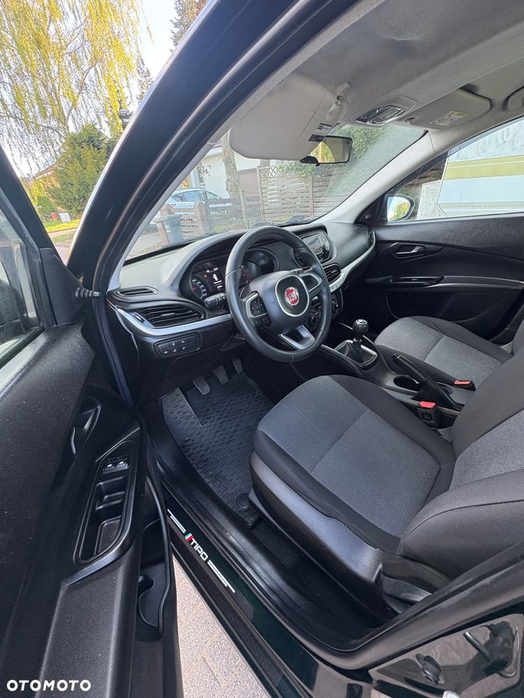 Fiat Tipo 1.4 16V Easy - 12