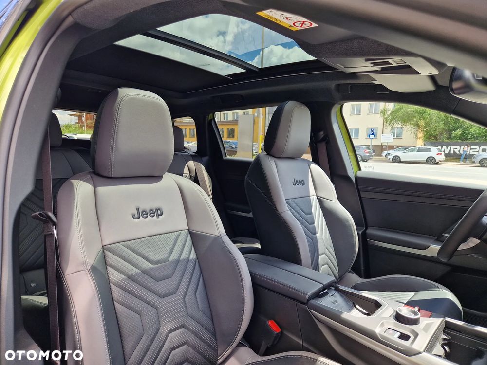 Jeep Compass 73.7kWh First Edition FWD - 22