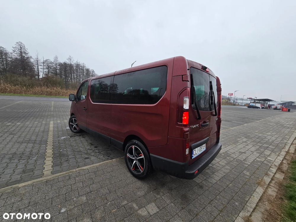 Renault Trafic 2.0 dCi Escapade - 35