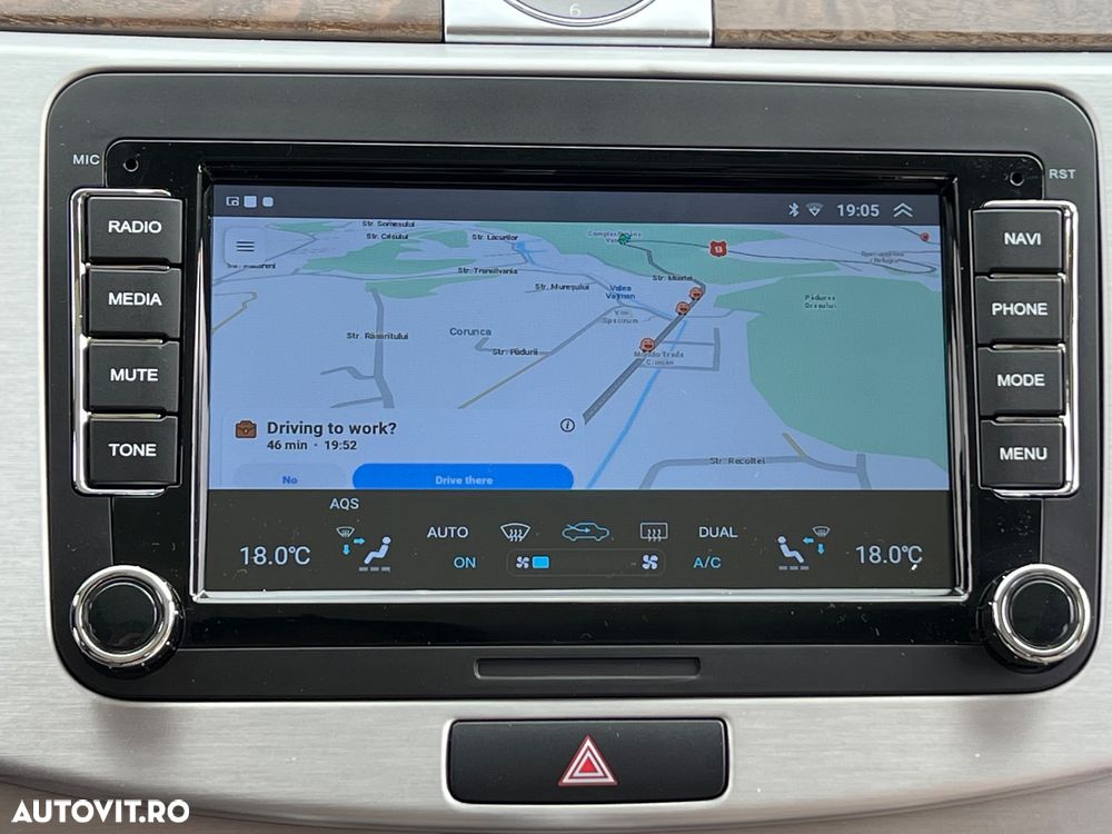 Volkswagen Passat Variant 1.8 TSI DSG Highline - 32