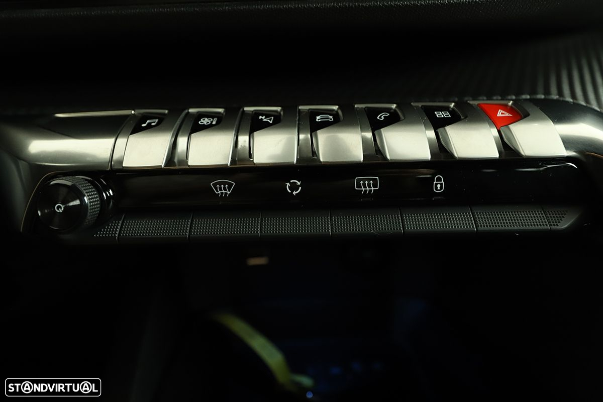 Peugeot 5008 1.2 PureTech Allure Pack EAT8 - 12