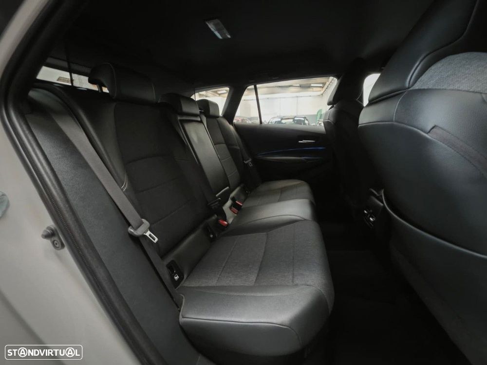 Toyota Corolla Touring Sports 1.8 Hybrid Comfort - 14