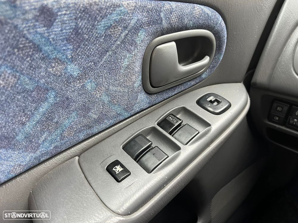 Mazda 323 1.3 Familia - 14