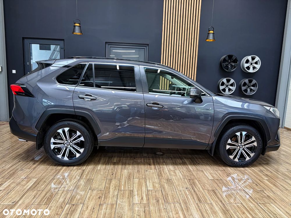 Toyota RAV4 - 7