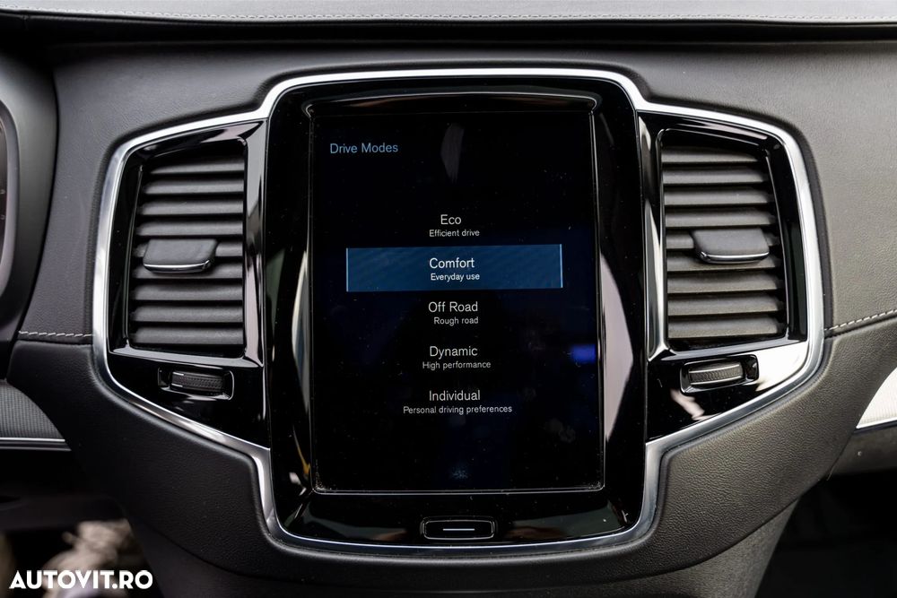 Volvo XC 90 D5 AWD Geartronic Inscription - 35
