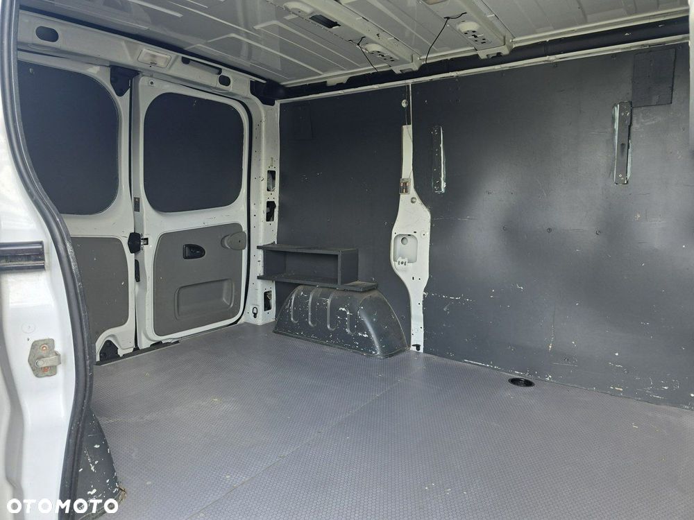 Opel Vivaro - 19