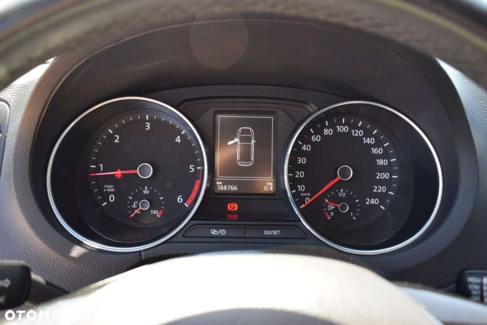 Volkswagen Polo - 27