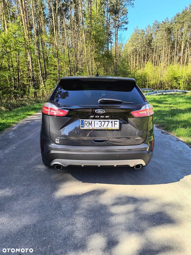 Ford Edge - 4