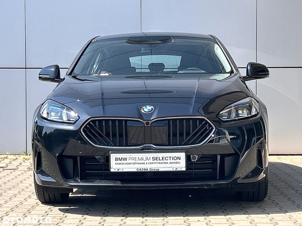 BMW Seria 1 120d mHEV - 4
