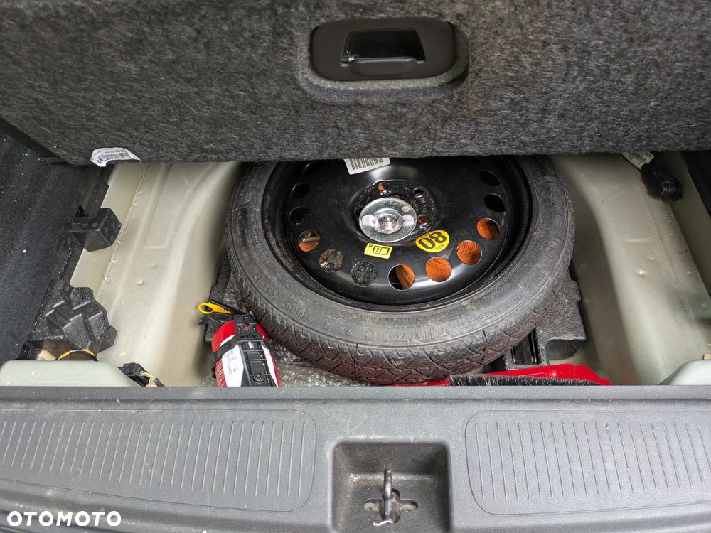 Opel Astra 1.4 T Elite - 7