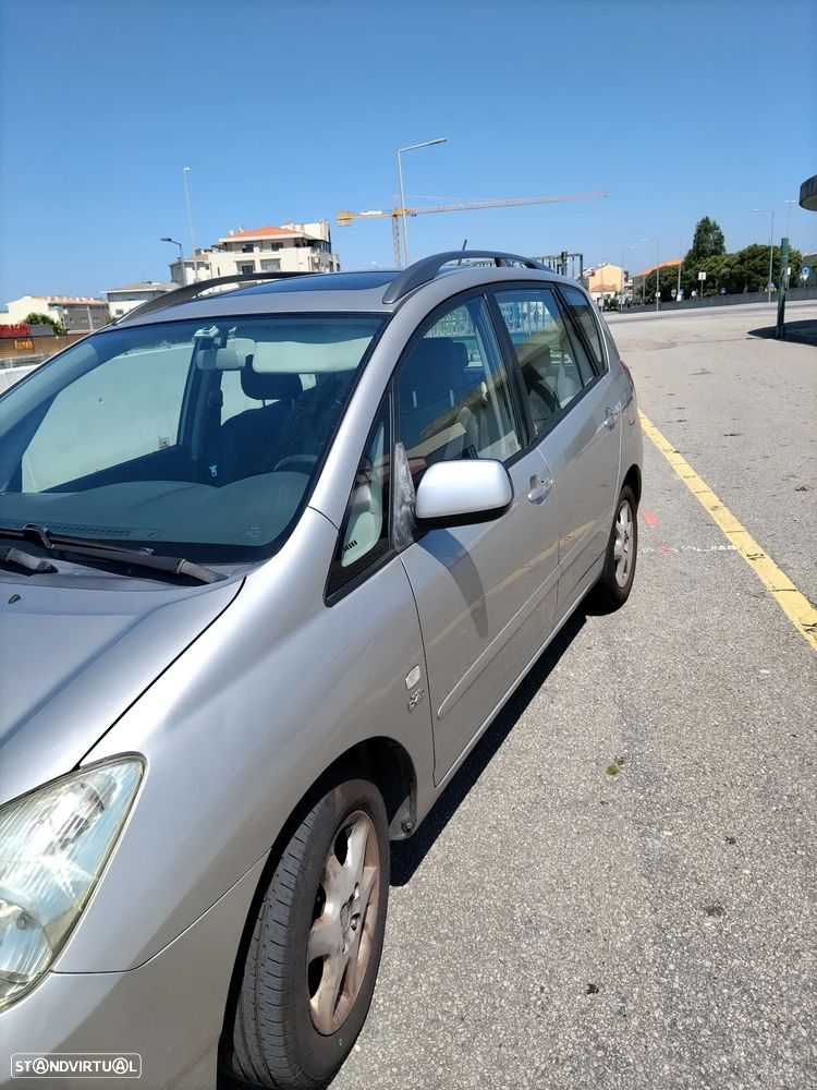 Toyota Corolla Verso 2.0 D-4D Sol TAE - 1