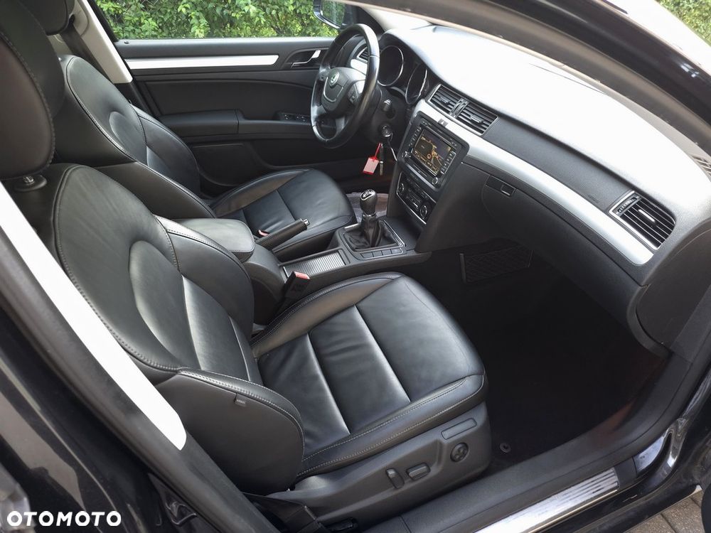 Skoda Superb 2.0 TDI Platinum - 9