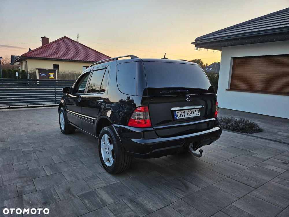Mercedes-Benz ML - 8