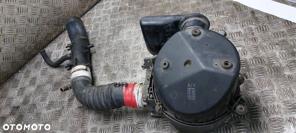 OBUDOWA FILTRA POWIETRZA + PRZEPŁYWOMIERZ TROOPER I 2.5 B 8941566800 - 2