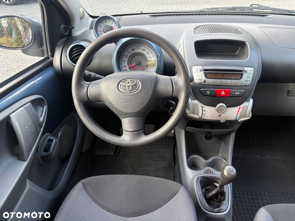 Toyota Aygo Team - 12