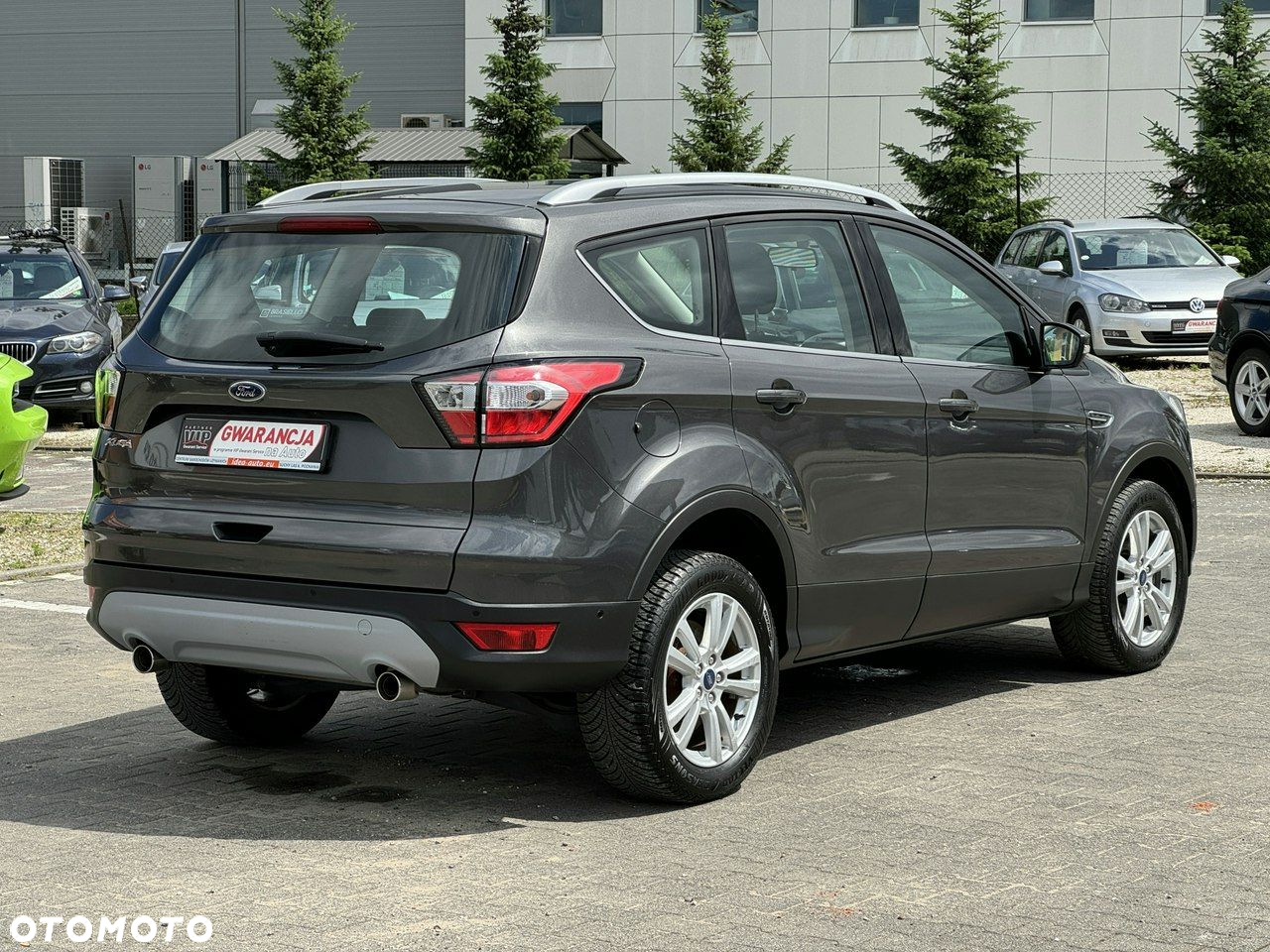 Ford Kuga - 8