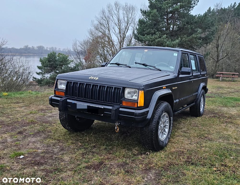Jeep Cherokee - 2