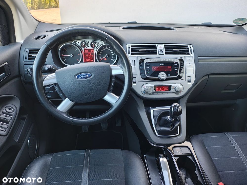 Ford Kuga 2.0 TDCi 4x4 Titanium - 10