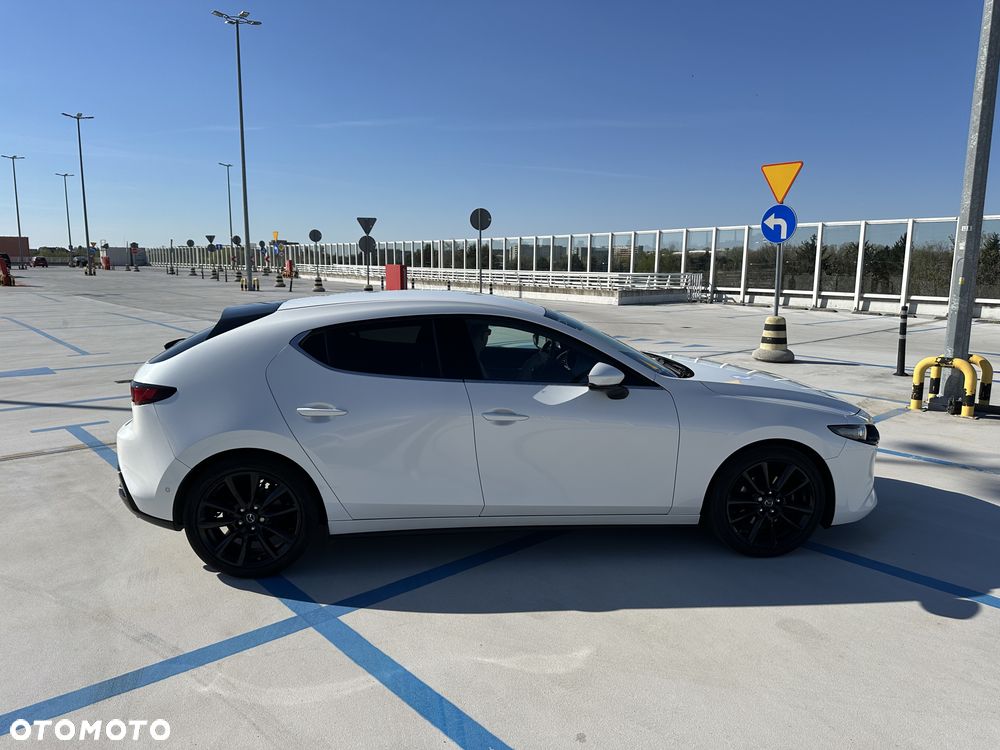 Mazda 3 2.0 mHEV Hikari - 3