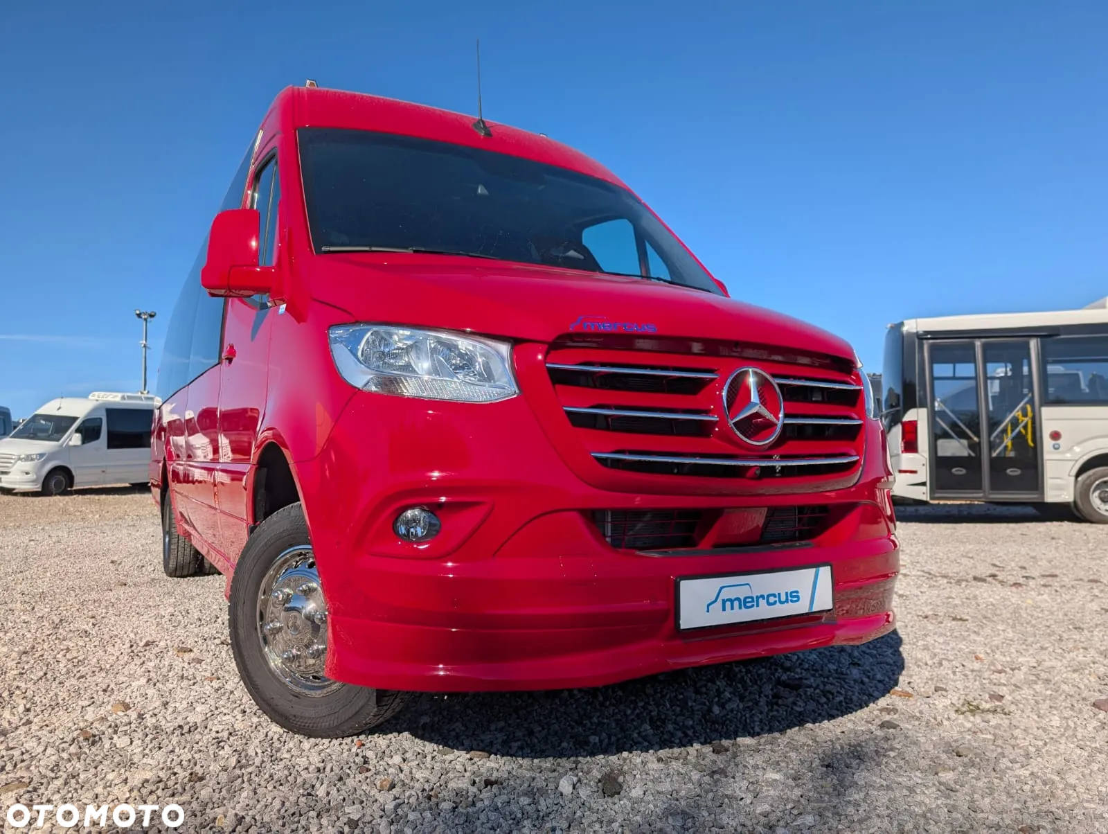 Mercedes-Benz Sprinter 517 - 12