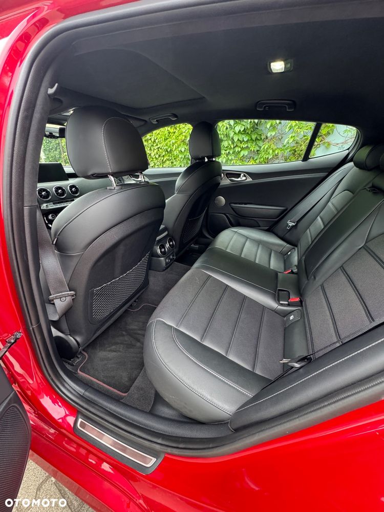 Kia Stinger 3.3 T-GDI V6 GT Prestige Line AWD - 13