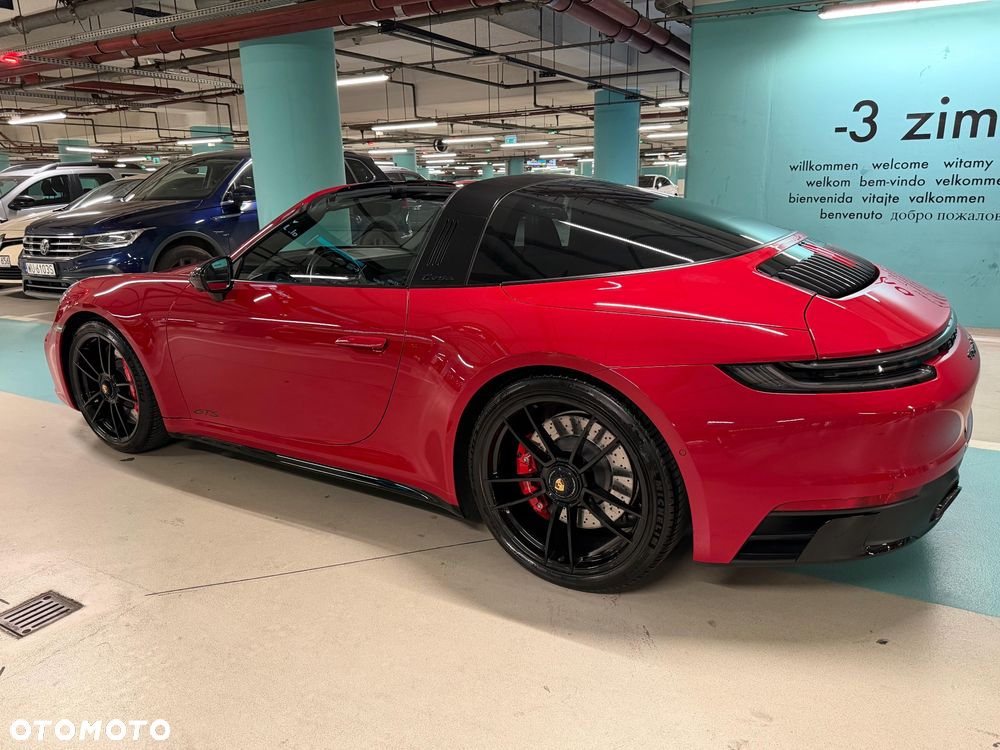 Porsche 911 Targa 4 GTS - 9