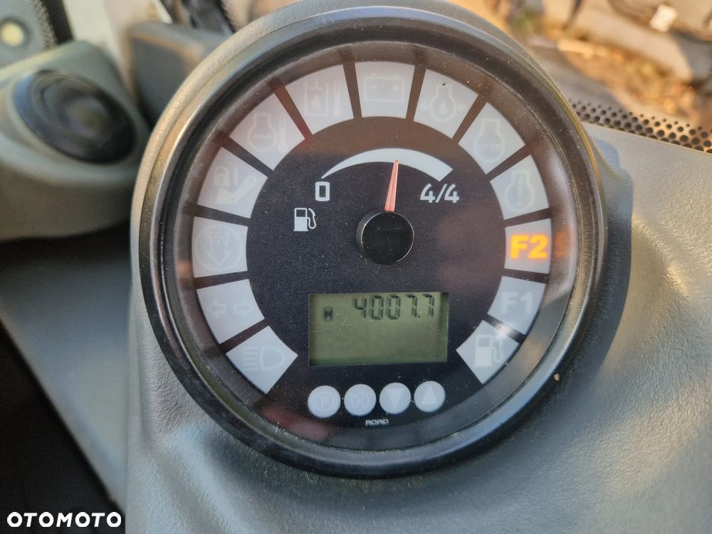 Volvo L25 - 9
