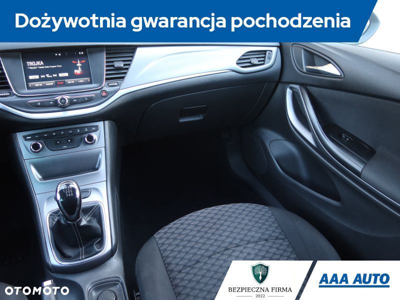 Opel Astra - 9