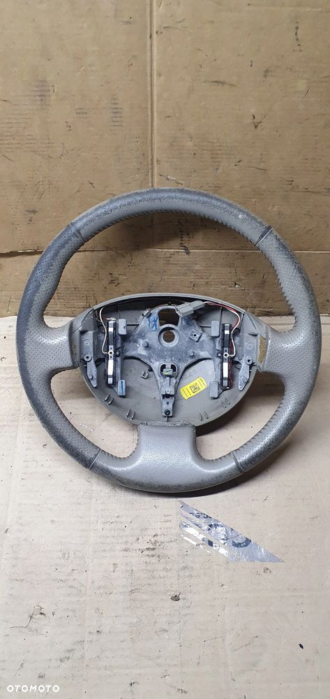 Kierownica jasna skóra oryginał Renault Scenic II 8200106306 8200282593 - 1