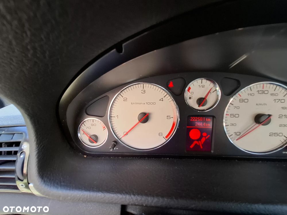 Peugeot 407 HDi 135 JBL - 6