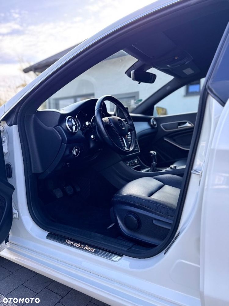 Mercedes-Benz CLA - 15