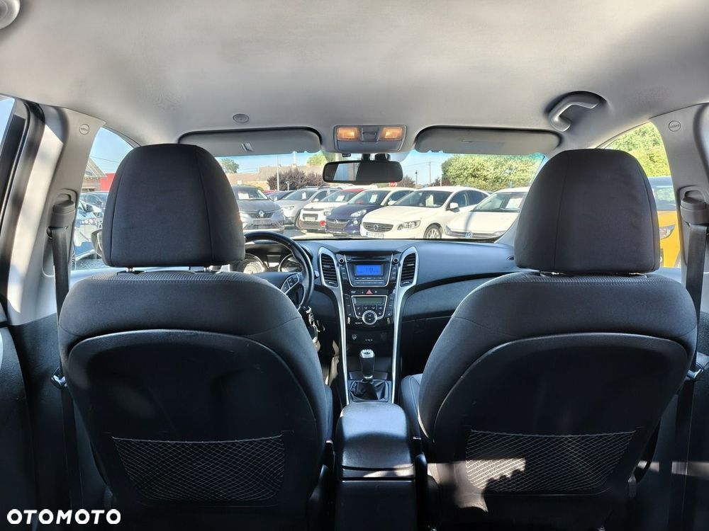 Hyundai i30 1.6 CRDi BlueDrive Comfort - 16