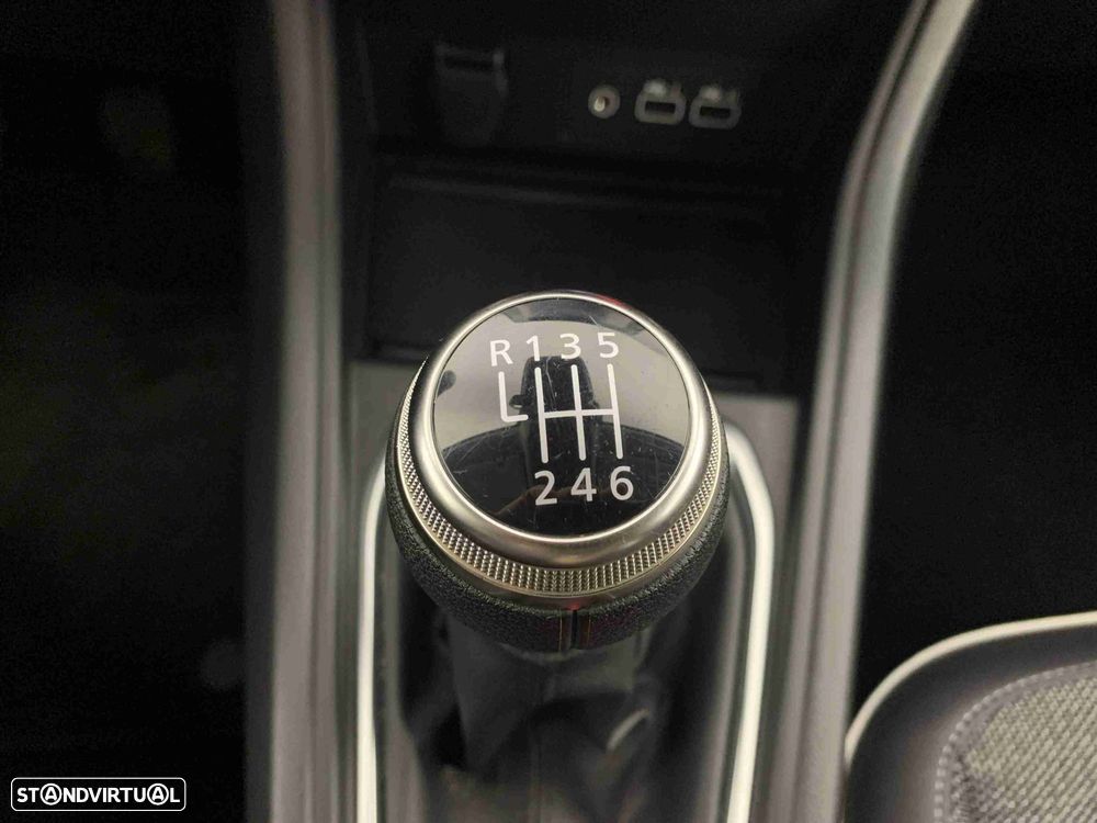 Renault Captur 1.0 TCe Techno - 10