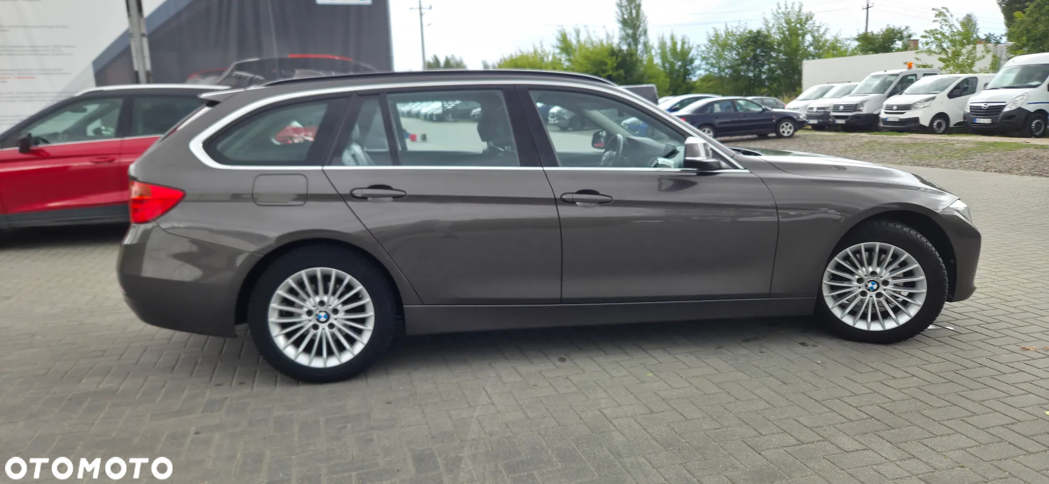 BMW Seria 3 320d Touring xDrive Sport Line - 18