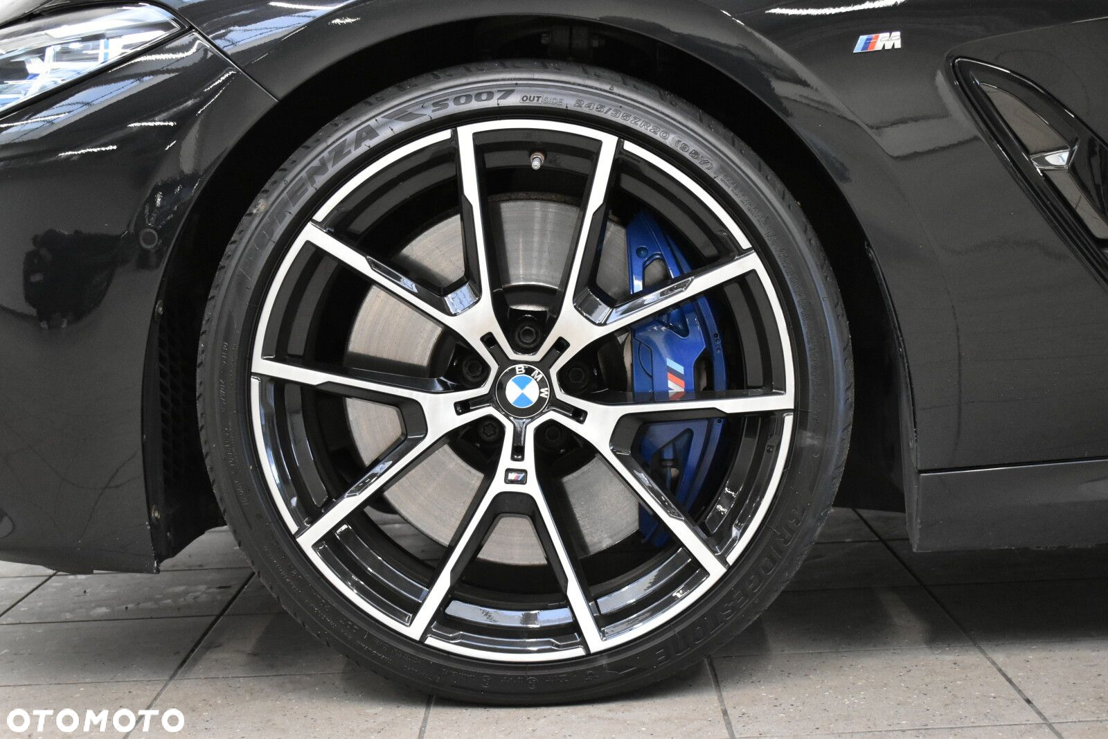 BMW Seria 8 - 7