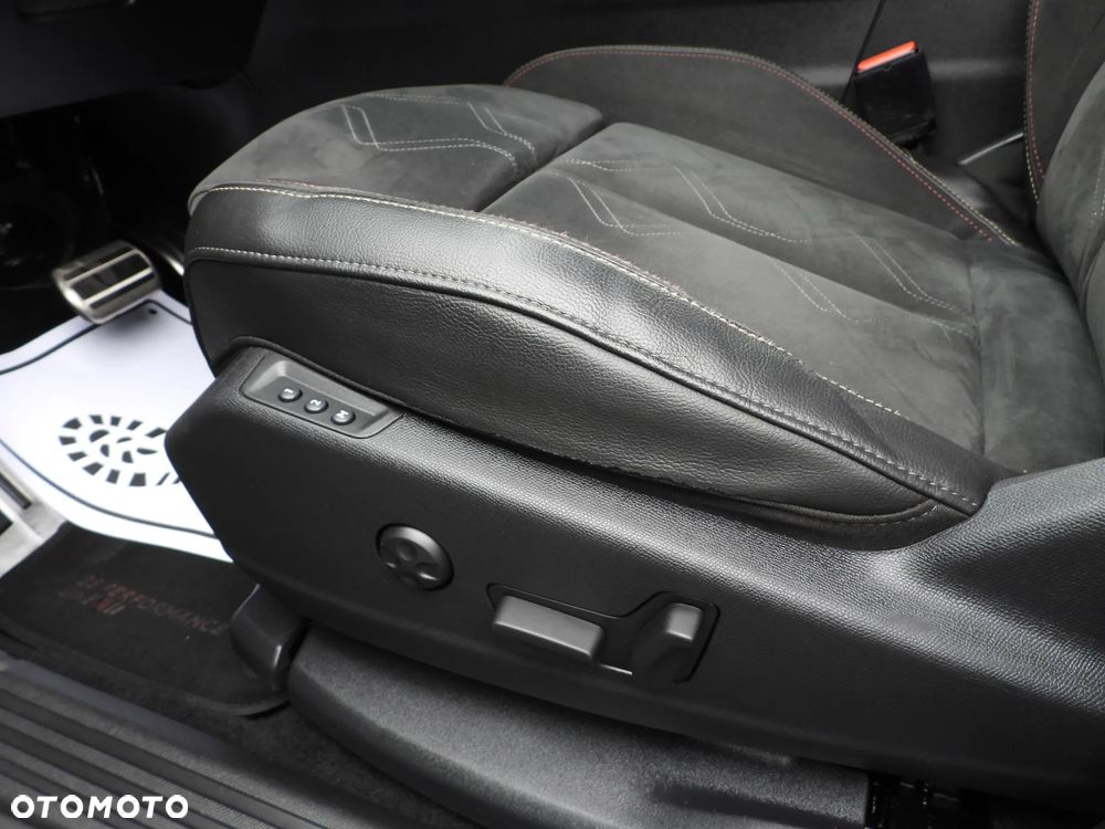 DS Automobiles DS 7 Crossback - 28