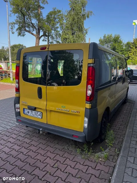 Opel Vivaro - 4