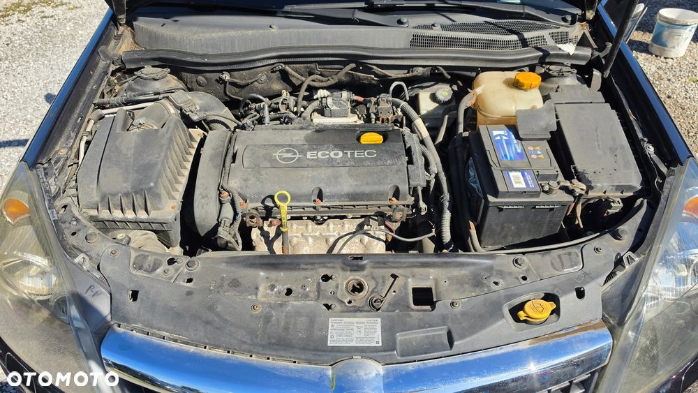 Opel Astra 1.8 Cosmo - 36