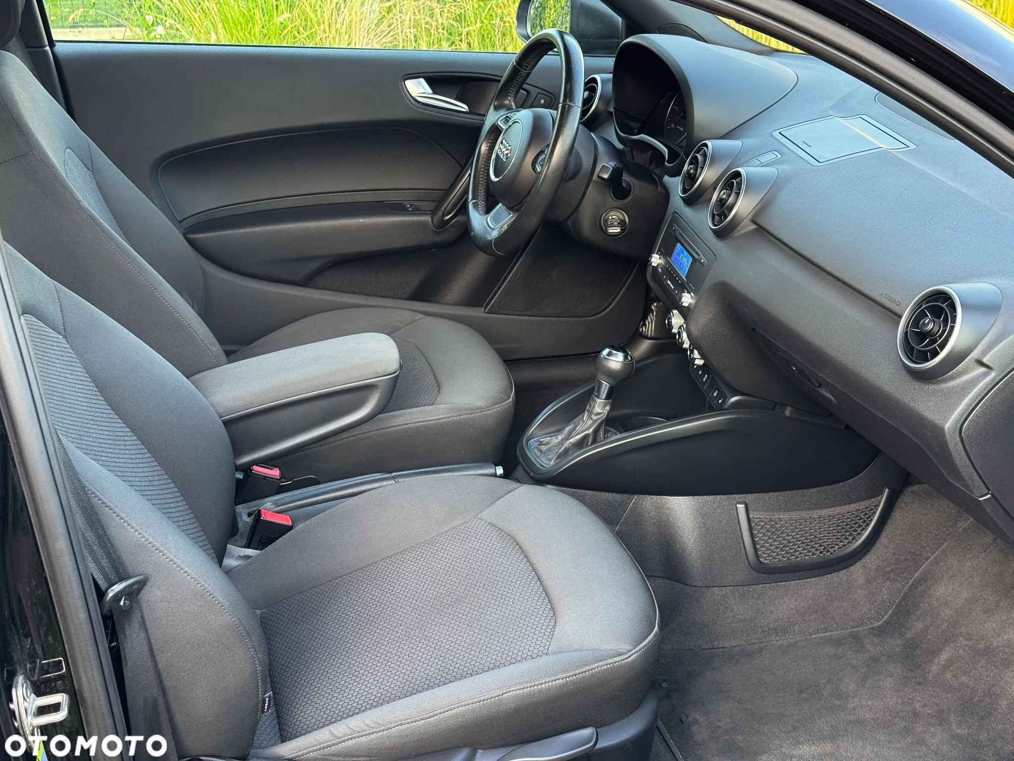 Audi A1 1.6 TDI S tronic Attraction - 22