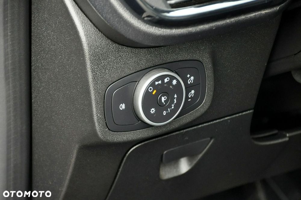 Ford Fiesta - 34
