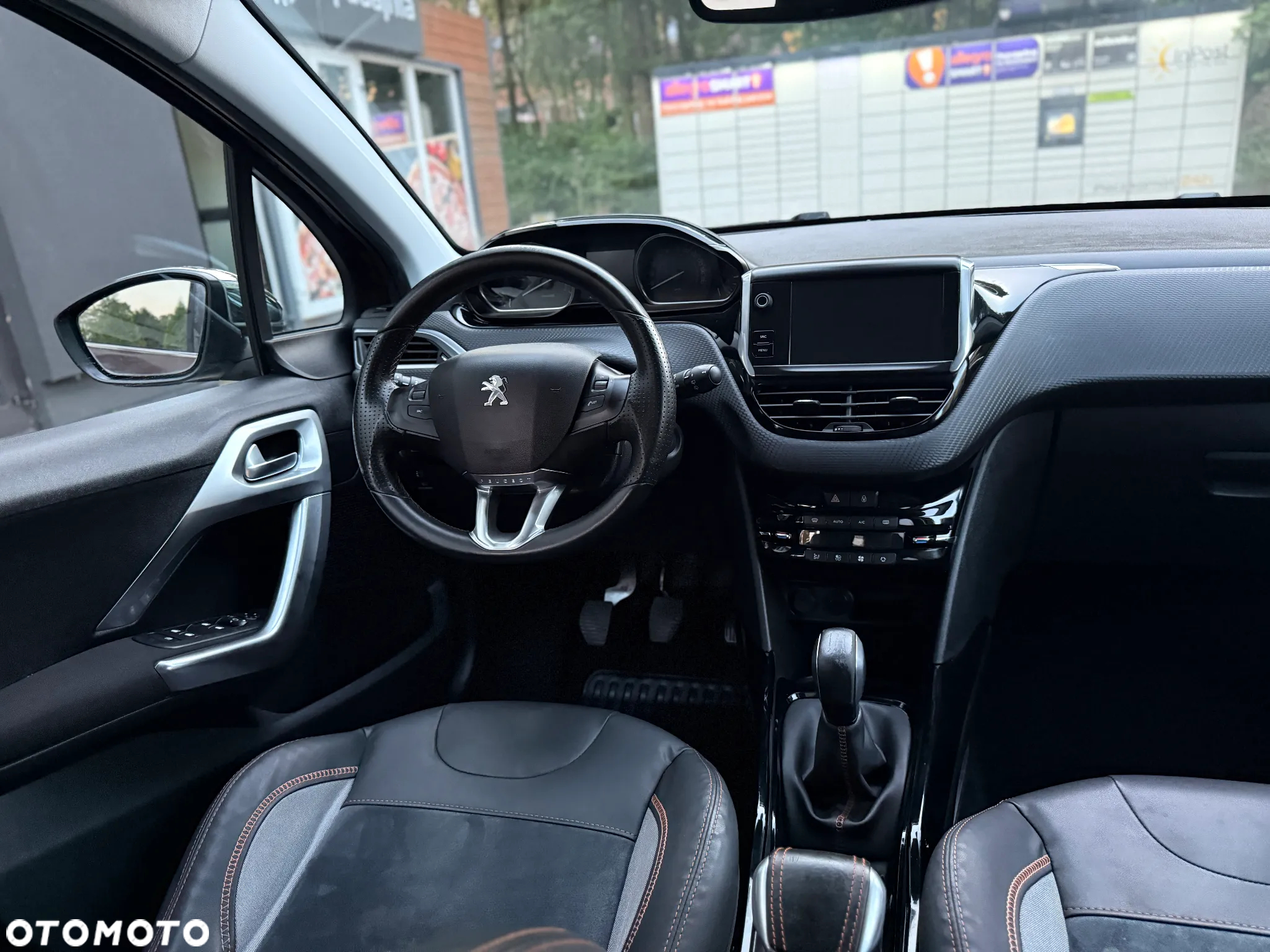 Peugeot 2008 - 32