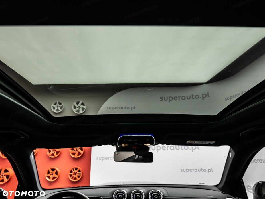 Mercedes-Benz GLC - 15