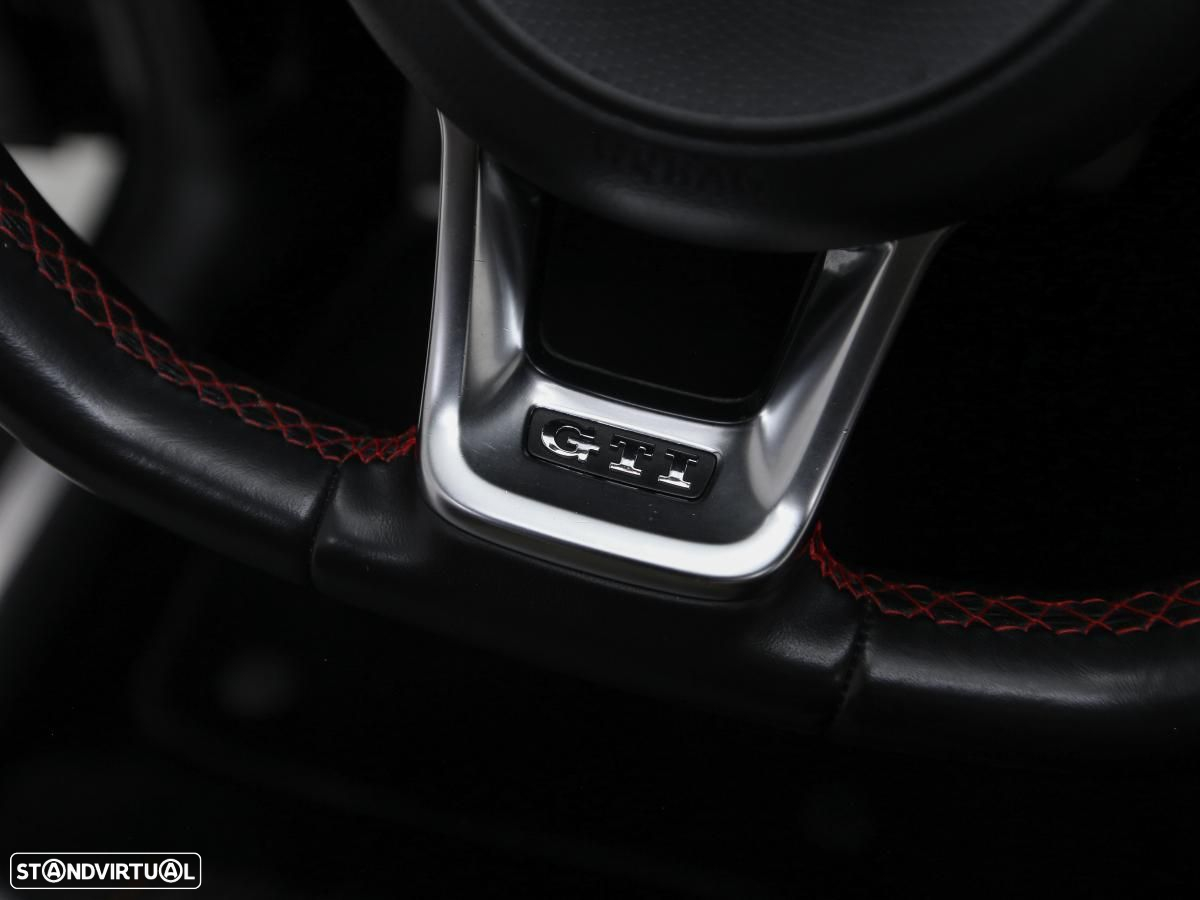 VW Golf GTI (BlueMotion ) DSG - 16