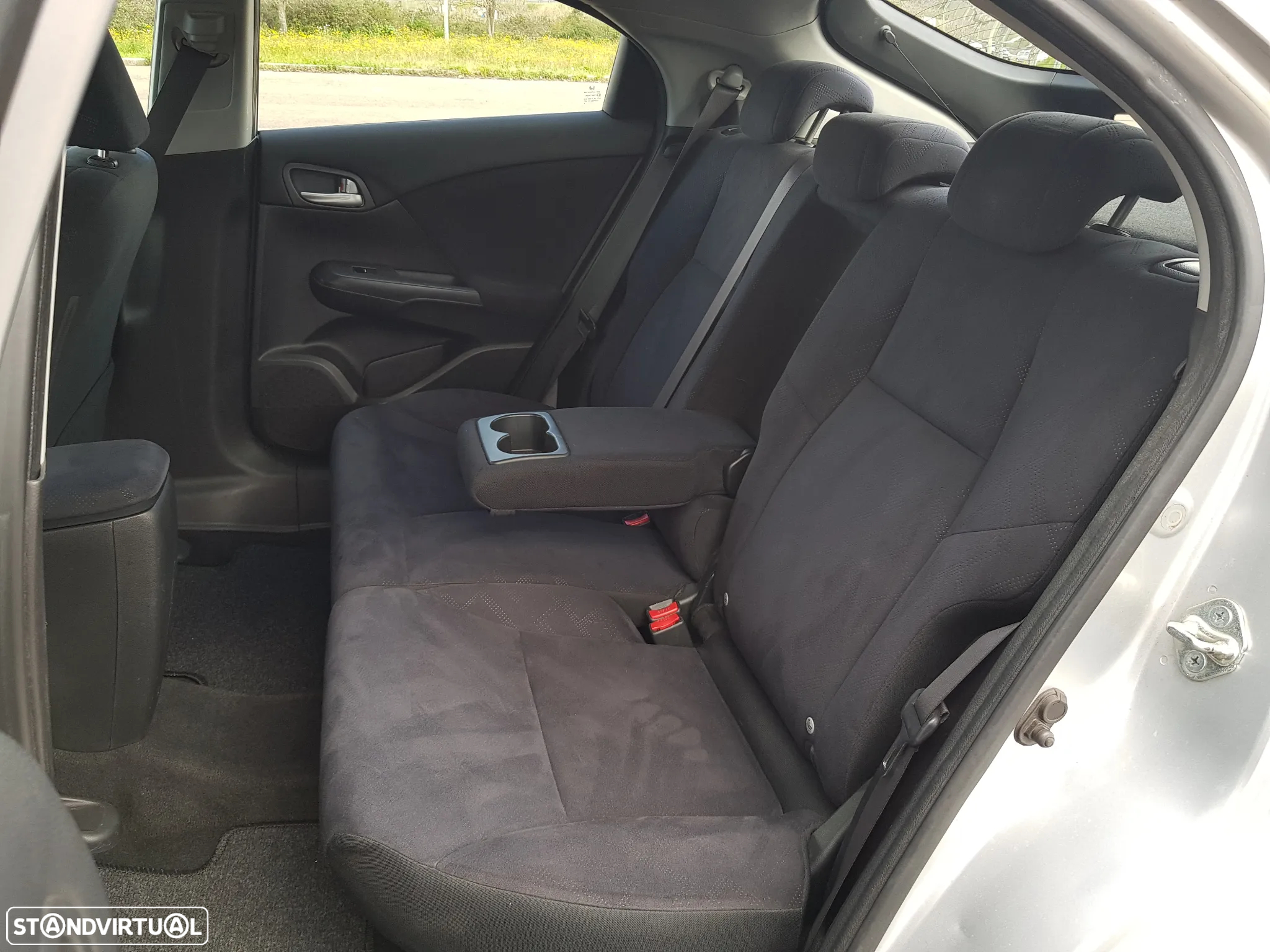 Honda Civic 1.6 i-DTEC Executive - 31